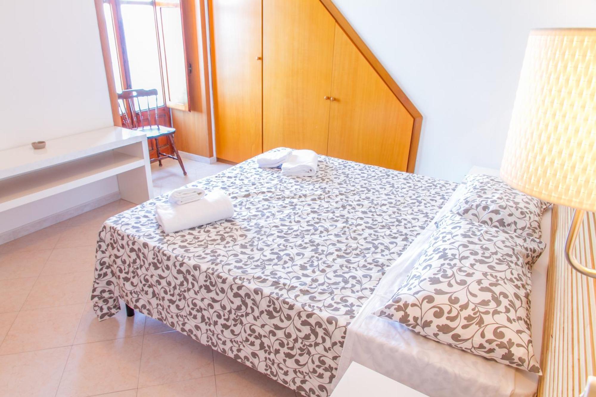 Ai Candelori Hotel Cefalu Exterior photo